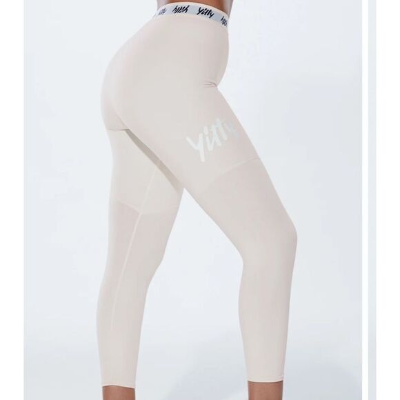 Yitty Major Label Shaping High Waist Short Logo Lined Legging On My Ivories NWT - Picture 1 of 7